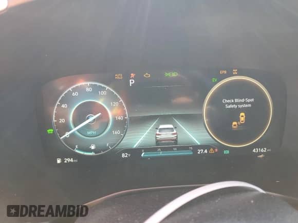 2022 Hyundai Santa Fe Limited with VIN KM8S5DA11NU036705, listed as a Copart auction lot 82473775 with 43,162 mi miles and Salvage title. Bid and sale history available at DreamBid. Image 9.