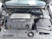 ✅ 2005 Acura RL • VIN: JH4KB16525C006978 • Lot: 41800979. Wystawiony na IAAI z przebiegiem 213 501 mil. Bezpłatny archiwum sprzedaży aukcyjnych z USA i szczegółowy raport historii pojazdu na DreamBid. Zdjęcie 10.