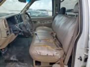 ✅ 2000 Chevrolet Silverado 3500 • VIN: 1GCGC33R7YF463280 • Lot: 66351175. Listed on Copart with 162,765 mi. Free auction sales archive from the USA and detailed vehicle history report at DreamBid. Image 7.