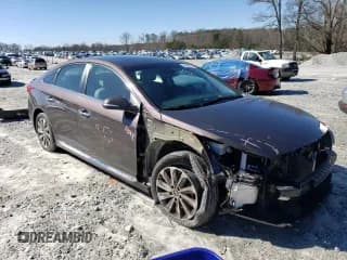 ✅ 2017 Hyundai Sonata Sport • VIN: 5NPE34AF8HH592740 • Лот: 40680043. Опубликован ранее на Copart с пробегом 69 117 миль. Бесплатный доступ к архиву аукционных продаж из США и подробный отчёт об истории автомобиля на DreamBid. Изображение 4.