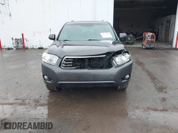 ✅ 2008 Toyota Highlander Limited • VIN: JTEES42AX82062286 • Lot: 43119053. Wystawiony na IAAI z przebiegiem 197 025 mil. Bezpłatny archiwum sprzedaży aukcyjnych z USA i szczegółowy raport historii pojazdu na DreamBid. Zdjęcie 13.