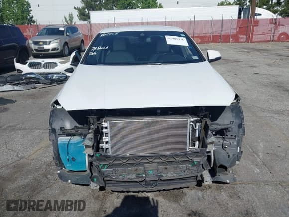 ✅ 2021 BMW 2 Series 228i • VIN: WBA53AK07M7H90359 • Lot: 42481336. Wystawiony na IAAI z przebiegiem 53 852 mil. Bezpłatny archiwum sprzedaży aukcyjnych z USA i szczegółowy raport historii pojazdu na DreamBid. Zdjęcie 13.