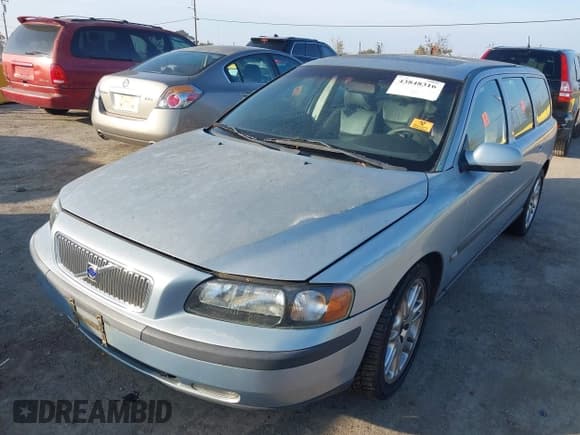 ✅ 2001 Volvo V70 2.3L Turbo • VIN: YV1SW53DX11007935 • Lot: 43848316. Listed on IAAI with Not provided. Free auction sales archive from the USA and detailed vehicle history report at DreamBid. Image 6.