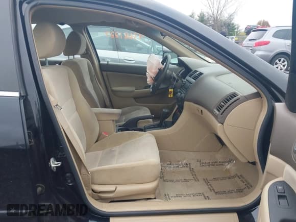 ✅ 2004 Honda Accord LX • VIN: 1HGCM563X4A008012 • Лот: 43681227. Опубликован ранее на IAAI с пробегом 149 741 миль. Бесплатный доступ к архиву аукционных продаж из США и подробный отчёт об истории автомобиля на DreamBid. Изображение 5.