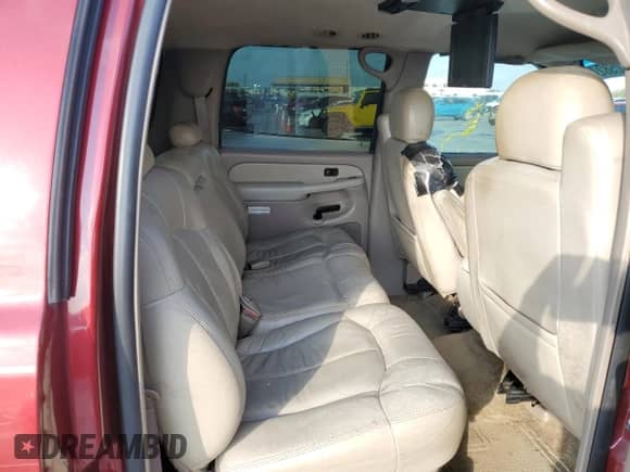 2002 Chevrolet Suburban LT z VIN 1GNEC16ZX2J211803, wystawiony jako Copart lot #78825824 z przebiegiem 267 175 mil mil oraz Czysty tytuł • Clean title. Historia ofert i sprzedaży dostępna na DreamBid. Obrazek 11.