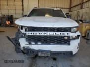 ✅ 2020 Chevrolet Silverado 1500 Custom • VIN: 3GCPWBEH5LG100733 • Lot: 73940814. Wystawiony na Copart z przebiegiem 71 711 mil. Bezpłatny archiwum sprzedaży aukcyjnych z USA i szczegółowy raport historii pojazdu na DreamBid. Zdjęcie 5.