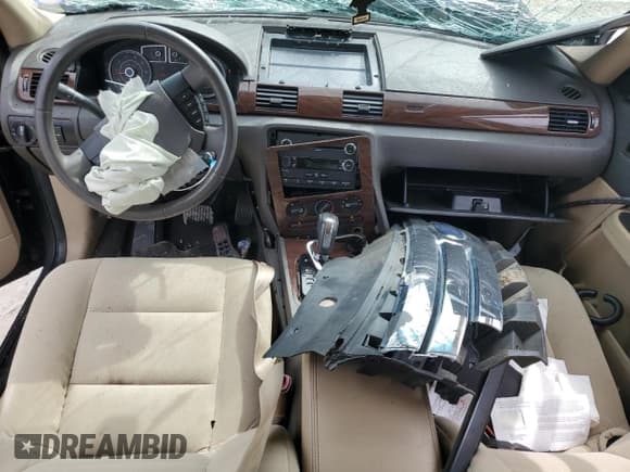 ✅ 2008 Ford Taurus SEL • VIN: 1FAHP24W78G150236 • Лот: 85924855. Опубликован ранее на Copart с пробегом 97 942 миль. Бесплатный доступ к архиву аукционных продаж из США и подробный отчёт об истории автомобиля на DreamBid. Изображение 8.