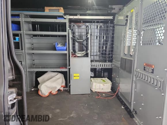 ✅ 2017 Ford Transit • VIN: 1FTYR2CM3HKB51238 • Lot: 68690565. Listed on Copart with 85,790 mi. Free auction sales archive from the USA and detailed vehicle history report at DreamBid. Image 11.