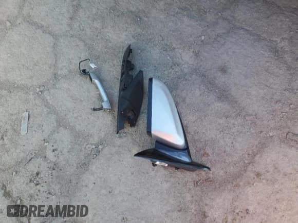 ✅ 2016 Cadillac ATS • VIN: 1G6AB1RS3G0100261 • Лот: 45336385. Опубликован ранее на Copart с пробегом 149 266 миль. Бесплатный доступ к архиву аукционных продаж из США и подробный отчёт об истории автомобиля на DreamBid. Изображение 12.