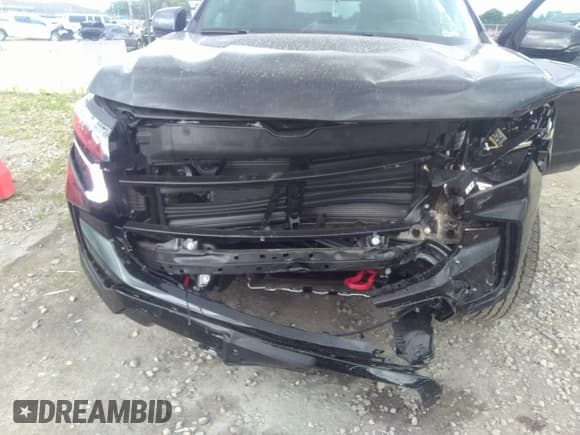 ✅ 2023 Chevrolet Suburban Z71 • VIN: 1GNSKDKD2PR287610 • Lot: 36970356. Listed on IAAI with 3,038 mi. Free auction sales archive from the USA and detailed vehicle history report at DreamBid. Image 6.