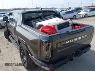 ✅ 2024 GMC HUMMER EV Pickup 2X • VIN: 1GT10BDD2RU106369 • Lot: 41450249. Wystawiony na IAAI z przebiegiem 15 494 mil. Bezpłatny archiwum sprzedaży aukcyjnych z USA i szczegółowy raport historii pojazdu na DreamBid. Zdjęcie 3.
