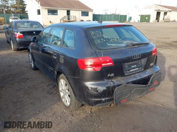 ✅ 2009 Audi A3 Sportback S line • VIN: WAUKF78P19A063842 • Lot: 41684131. Wystawiony na IAAI z przebiegiem Nie podano. Bezpłatny archiwum sprzedaży aukcyjnych z USA i szczegółowy raport historii pojazdu na DreamBid. Zdjęcie 3.
