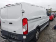✅ 2016 Ford Transit Cargo • VIN: 1FTYE1YM2GKB40180 • Lot: 43752890. Wystawiony na IAAI z przebiegiem 151 746 mil. Bezpłatny archiwum sprzedaży aukcyjnych z USA i szczegółowy raport historii pojazdu na DreamBid. Zdjęcie 4.