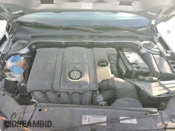 ✅ 2013 Volkswagen Jetta SE • VIN: 3VWDX7AJXDM373351 • Lot: 64972675. Listed on Copart with 172,344 mi. Free auction sales archive from the USA and detailed vehicle history report at DreamBid. Image 11.