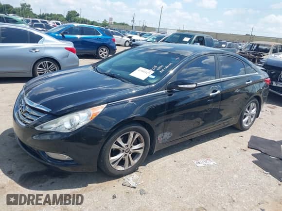 2011 Hyundai Sonata Limited z VIN 5NPEC4ACXBH144027, wystawiony jako IAAI lot #42901527 z przebiegiem 104 465 mil mil oraz . Historia ofert i sprzedaży dostępna na DreamBid. Obrazek 2.