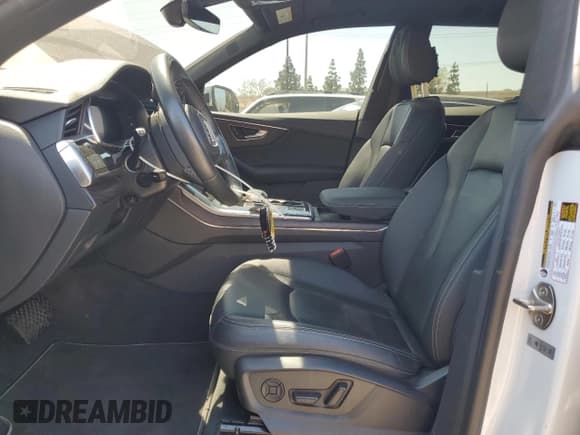 ✅ 2021 Audi Q8 Premium Plus • VIN: WA1EVAF10MD001560 • Lot: 56559745. Listed on Copart with 68,038 mi. Free auction sales archive from the USA and detailed vehicle history report at DreamBid. Image 7.