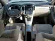 2007 Toyota Highlander w/3rd Row с VIN JTEDD21AX70155637, выставлен на аукционе Copart как лот 46425805 с пробегом 202 974 миль миль и Списание • Salvage title. История ставок и продаж доступна на DreamBid. Изображение 8.