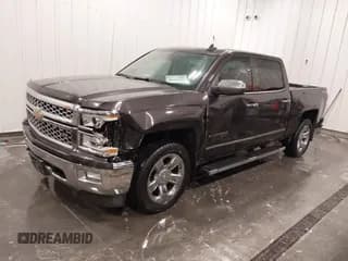 ✅ 2015 Chevrolet Silverado 1500 LTZ • VIN: 3GCUKSEC8FG196784 • Lot: 43353619. Wystawiony na IAAI z przebiegiem 171 186 mil. Bezpłatny archiwum sprzedaży aukcyjnych z USA i szczegółowy raport historii pojazdu na DreamBid. Zdjęcie 2.