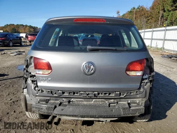 ✅ 2013 Volkswagen Golf • VIN: WVWDB7AJ9DW036753 • Lot: 91020925. Wystawiony na Copart z przebiegiem 171 446 mil. Bezpłatny archiwum sprzedaży aukcyjnych z USA i szczegółowy raport historii pojazdu na DreamBid. Zdjęcie 6.