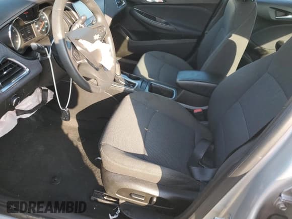 ✅ 2018 Chevrolet Cruze LT • VIN: 1G1BE5SM2J7163760 • Lot: 61924883. Listed on Copart with 62,963 mi. Free auction sales archive from the USA and detailed vehicle history report at DreamBid. Image 7.