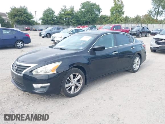 ✅ 2014 Nissan Altima SV • VIN: 1N4AL3AP8EC902254 • Lot: 43296802. Listed on IAAI with 142,997 mi. Free auction sales archive from the USA and detailed vehicle history report at DreamBid. Image 16.