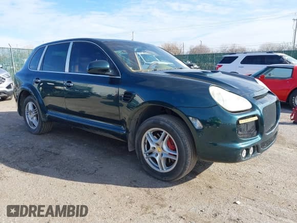 ✅ 2004 Porsche Cayenne S • VIN: WP1AB29P54LA63558 • Lot: 43824988. Wystawiony na IAAI z przebiegiem 104 165 mil. Bezpłatny archiwum sprzedaży aukcyjnych z USA i szczegółowy raport historii pojazdu na DreamBid. Zdjęcie 1.