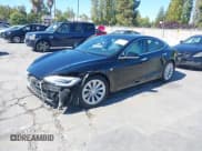 ✅ 2018 Tesla Model S 75D • VIN: 5YJSA1E29JF246070 • Лот: 43205322. Опубликован ранее на IAAI с пробегом 48 175 миль. Бесплатный доступ к архиву аукционных продаж из США и подробный отчёт об истории автомобиля на DreamBid. Изображение 2.