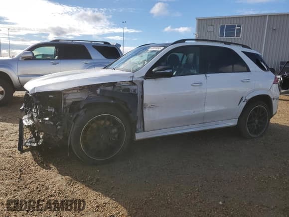 ✅ 2023 Mercedes-Benz GLE 53 AMG • VIN: 4JGFB6BB6PA947422 • Lot: 68093095. Listed on Copart with 29,068 mi. Free auction sales archive from the USA and detailed vehicle history report at DreamBid. Image 1.