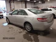 ✅ 2010 Toyota Camry LE • VIN: 4T4BF3EK4AR009167 • Lot: 43470755. Wystawiony na IAAI z przebiegiem 168 409 mil. Bezpłatny archiwum sprzedaży aukcyjnych z USA i szczegółowy raport historii pojazdu na DreamBid. Zdjęcie 3.