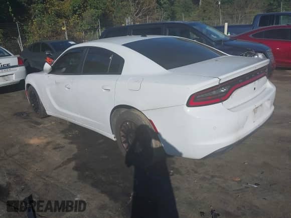 2018 Dodge Charger Police z VIN 2C3CDXKTXJH301104, wystawiony jako IAAI lot #43483635 z przebiegiem Nie podano mil oraz . Historia ofert i sprzedaży dostępna na DreamBid. Obrazek 3.