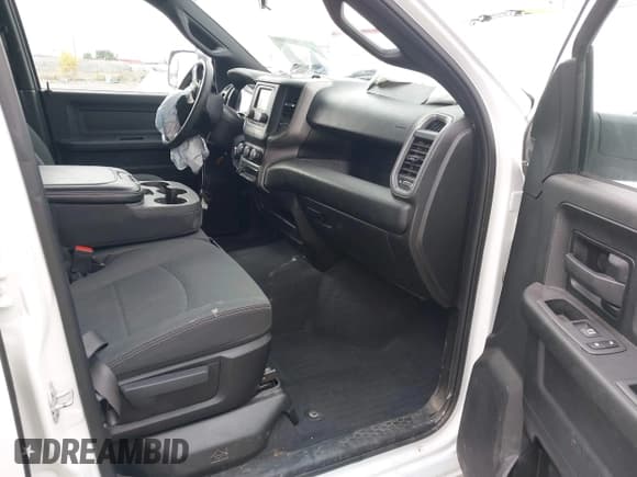 ✅ 2022 Ram 2500 Tradesman • VIN: 3C6UR5HJ0NG165929 • Лот: 43433041. Опубликован ранее на IAAI с пробегом 57 217 миль. Бесплатный доступ к архиву аукционных продаж из США и подробный отчёт об истории автомобиля на DreamBid. Изображение 5.