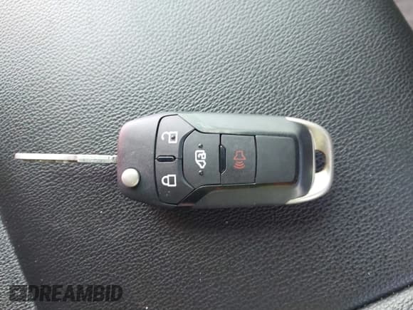 ✅ 2023 Ford Transit Cargo • VIN: 1FTBR1C89PKB73519 • Lot: 41805749. Listed on IAAI with 51,694 mi. Free auction sales archive from the USA and detailed vehicle history report at DreamBid. Image 11.