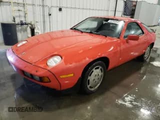 ✅ 1983 Porsche 928 • VIN: WP0JB0929DS860721 • Lot: 85290544. Wystawiony na Copart z przebiegiem 143 702 mil. Bezpłatny archiwum sprzedaży aukcyjnych z USA i szczegółowy raport historii pojazdu na DreamBid. Zdjęcie 1.