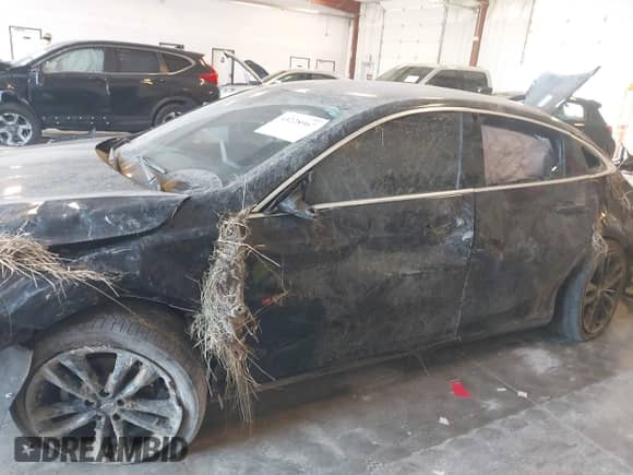 ✅ 2023 Chevrolet Malibu LT • VIN: 1G1ZD5ST2PF146920 • Лот: 43228967. Размещён на IAAI с пробегом Не указан миль. Получите бесплатный доступ к архиву аукционных продаж из США и посмотрите подробный отчёт об истории автомобиля на DreamBid. Изображение 11.