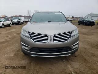 ✅ 2017 Lincoln MKC Reserve • VIN: 5LMTJ3DH3HUL32216 • Lot: 93844405. Wystawiony na Copart z przebiegiem 241 099 mil. Bezpłatny archiwum sprzedaży aukcyjnych z USA i szczegółowy raport historii pojazdu na DreamBid. Zdjęcie 5.