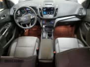 ✅ 2017 Ford Escape SE • VIN: 1FMCU0GD2HUC76240 • Лот: 90505455. Опубликован ранее на Copart с пробегом 117 900 миль. Бесплатный доступ к архиву аукционных продаж из США и подробный отчёт об истории автомобиля на DreamBid. Изображение 8.