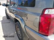 ✅ 2007 Jeep Commander Sport • VIN: 1J8HG48P87C647870 • Lot: 42185954. Listed on IAAI with 269,402 mi. Free auction sales archive from the USA and detailed vehicle history report at DreamBid. Image 15.