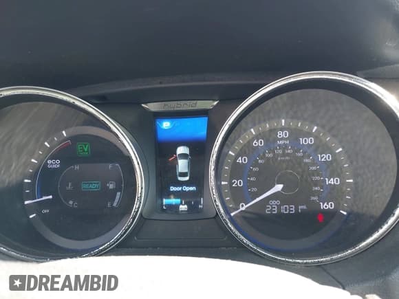 ✅ 2014 Hyundai Sonata • VIN: KMHEC4A46EA110585 • Lot: 43587384. Wystawiony na IAAI z przebiegiem 231 031 mil. Bezpłatny archiwum sprzedaży aukcyjnych z USA i szczegółowy raport historii pojazdu na DreamBid. Zdjęcie 7.