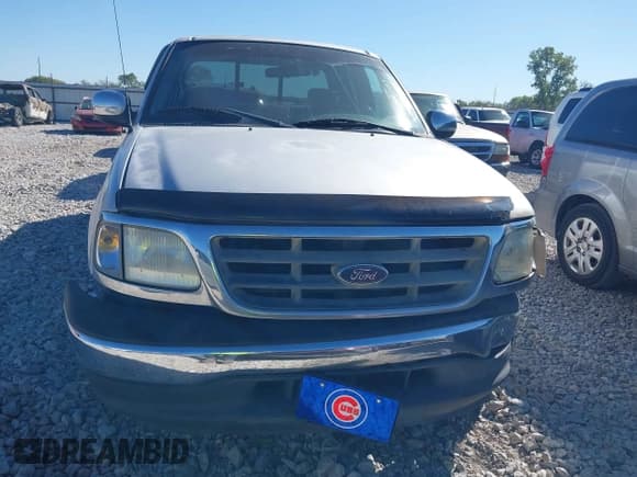 ✅ 2001 Ford F-150 XL • VIN: 1FTRX17W71KA12560 • Lot: 43485782. Wystawiony na IAAI z przebiegiem Nie podano. Bezpłatny archiwum sprzedaży aukcyjnych z USA i szczegółowy raport historii pojazdu na DreamBid. Zdjęcie 12.