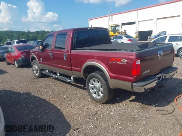 ✅ 2007 Ford F-250 XL • VIN: 1FTSW21P07EA13407 • Lot: 42558136. Listed on IAAI with 221,292 mi. Free auction sales archive from the USA and detailed vehicle history report at DreamBid. Image 3.