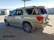 ✅ 2005 Toyota Sequoia Limited • VIN: 5TDZT38A45S258796 • Lot: 91172755. Wystawiony na Copart z przebiegiem 240 729 mil. Bezpłatny archiwum sprzedaży aukcyjnych z USA i szczegółowy raport historii pojazdu na DreamBid. Zdjęcie 2.