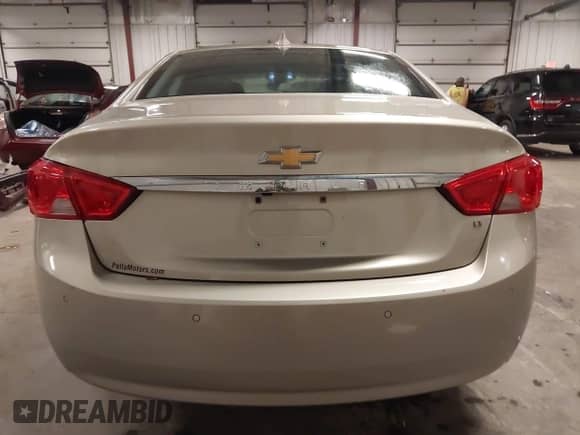 ✅ 2015 Chevrolet Impala LT • VIN: 2G1115SL4F9277019 • Lot: 43415101. Listed on IAAI with 126,532 mi. Free auction sales archive from the USA and detailed vehicle history report at DreamBid. Image 17.