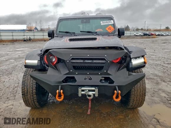 ✅ 2022 Jeep Gladiator Mojave • VIN: 1C6JJTEG8NL153411 • Lot: 94446285. Wystawiony na Copart z przebiegiem 74 385 mil. Bezpłatny archiwum sprzedaży aukcyjnych z USA i szczegółowy raport historii pojazdu na DreamBid. Zdjęcie 5.