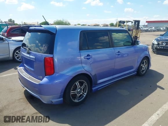 ✅ 2010 Scion xB • VIN: JTLZE4FE6A1116273 • Lot: 42414247. Wystawiony na IAAI z przebiegiem 215 243 mil. Bezpłatny archiwum sprzedaży aukcyjnych z USA i szczegółowy raport historii pojazdu na DreamBid. Zdjęcie 4.