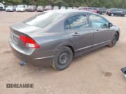 ✅ 2010 Honda Civic LX • VIN: 2HGFA1F59AH576331 • Lot: 43172078. Wystawiony na IAAI z przebiegiem 238 475 mil. Bezpłatny archiwum sprzedaży aukcyjnych z USA i szczegółowy raport historii pojazdu na DreamBid. Zdjęcie 4.