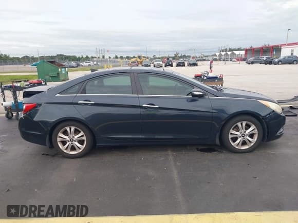 ✅ 2012 Hyundai Sonata SE • VIN: 5NPEC4AC4CH499437 • Lot: 43419099. Wystawiony na IAAI z przebiegiem 112 599 mil. Bezpłatny archiwum sprzedaży aukcyjnych z USA i szczegółowy raport historii pojazdu na DreamBid. Zdjęcie 13.