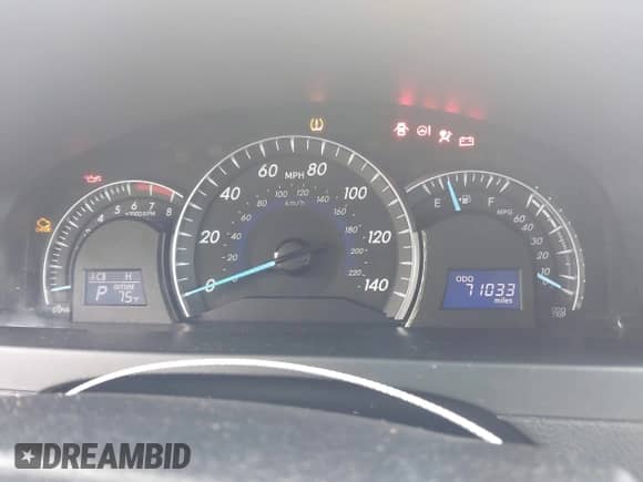 2013 Toyota Camry L с VIN 4T1BF1FK8DU643308, выставлен на аукционе IAAI как лот 42890551 с пробегом 71 033 миль миль и . История ставок и продаж доступна на DreamBid. Изображение 7.