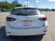 ✅ 2018 Mazda 3 Touring • VIN: 3MZBN1L30JM263428 • Lot: 82687335. Wystawiony na Copart z przebiegiem 57 273 mil. Bezpłatny archiwum sprzedaży aukcyjnych z USA i szczegółowy raport historii pojazdu na DreamBid. Zdjęcie 6.