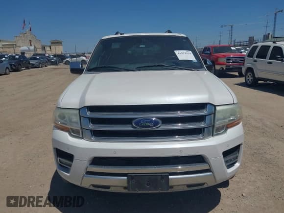 ✅ 2016 Ford Expedition Max Platinum • VIN: 1FMJK1LT6GEF29083 • Lot: 41932234. Listed on IAAI with 181,953 mi. Free auction sales archive from the USA and detailed vehicle history report at DreamBid. Image 12.