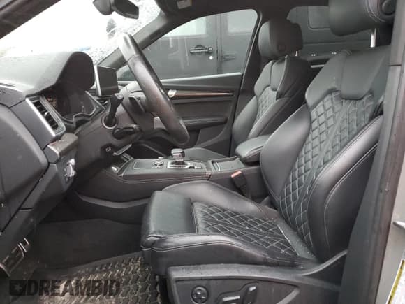 ✅ 2019 Audi SQ5 Prestige • VIN: WA1C4AFY5K2099436 • Лот: 80488953. Опубликован ранее на Copart с пробегом 25 555 миль. Бесплатный доступ к архиву аукционных продаж из США и подробный отчёт об истории автомобиля на DreamBid. Изображение 7.